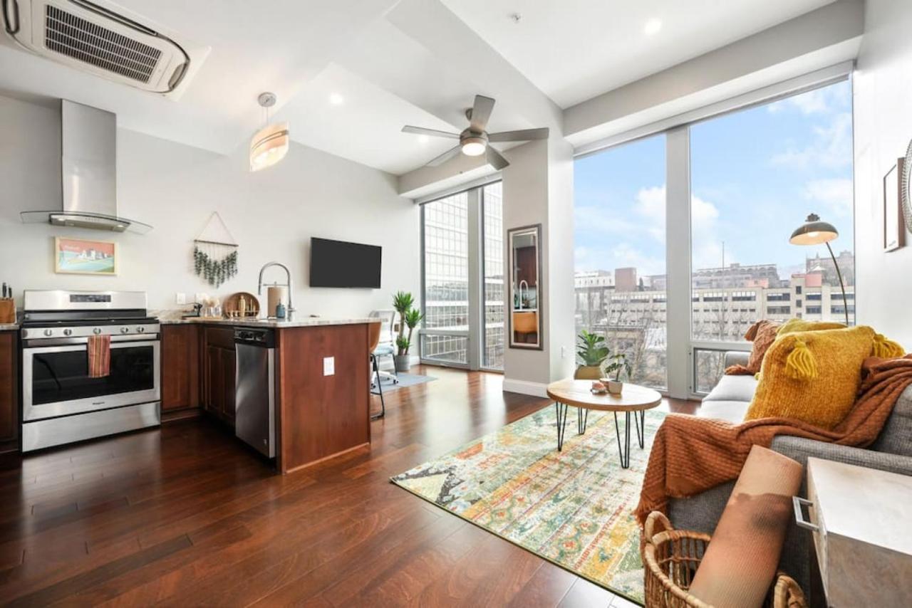 Hostwise Stays - The Washington At Chatham - Free Parking, Private Gym, More! Pittsburgh Eksteriør billede